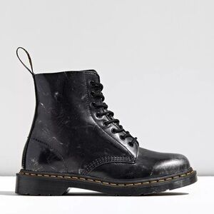 Dr. Martens 1460 Pascal Italian Brush Boot 8-Eye Black Silver Distressed Size 7